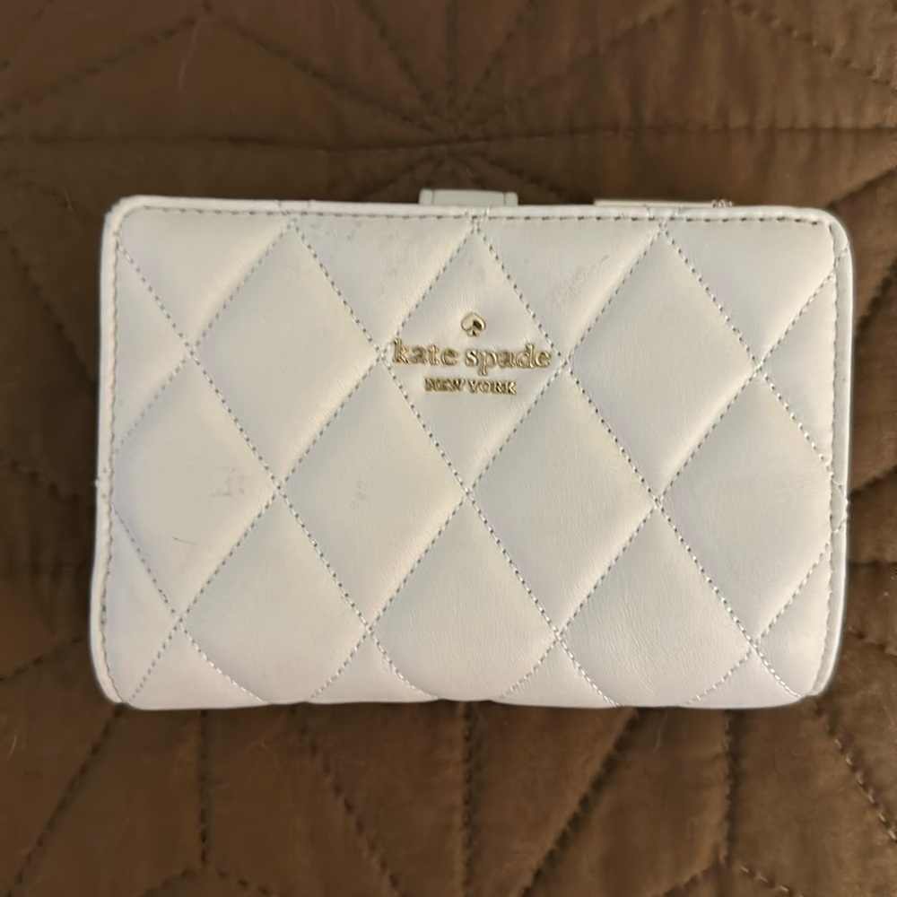NWT KATE SPADE WALLET